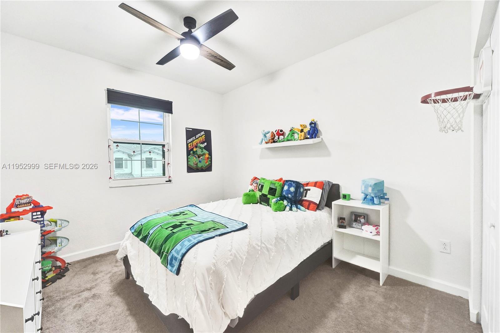 PINE ISLE - Residential