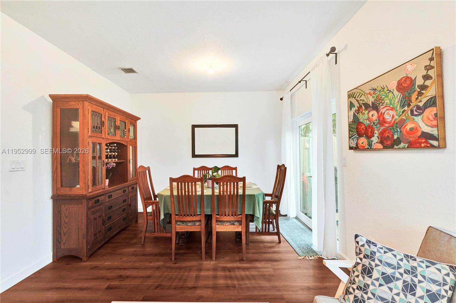 PINE ISLE - Residential