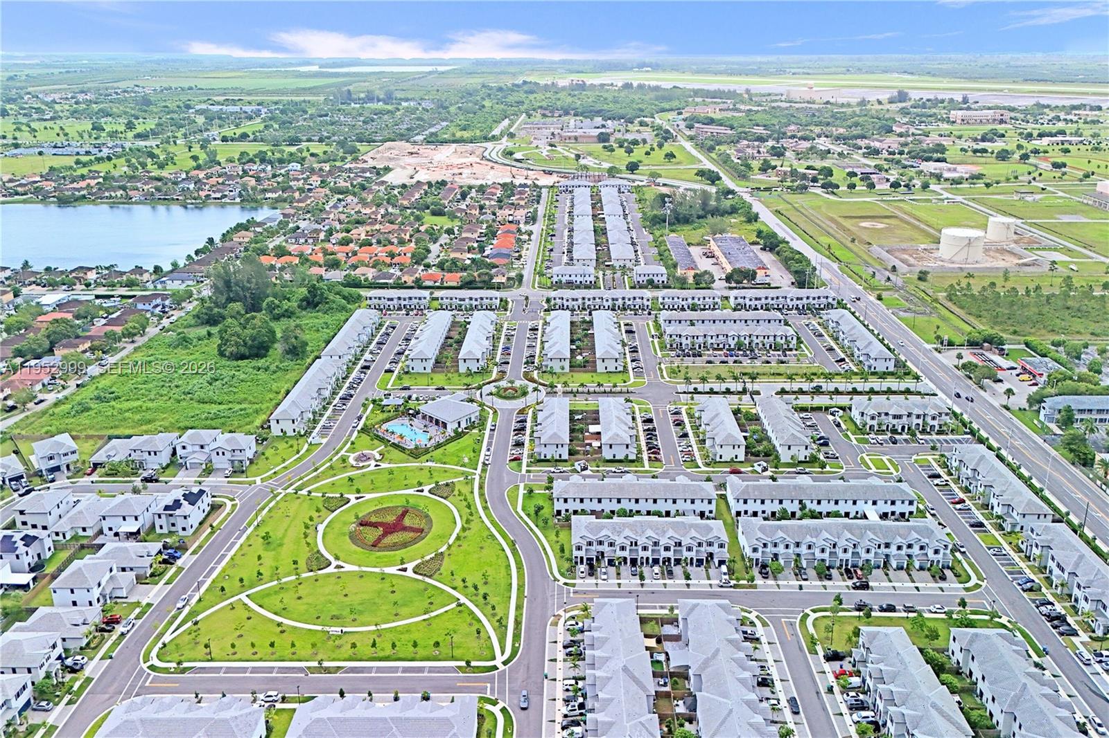 PINE ISLE - Residential