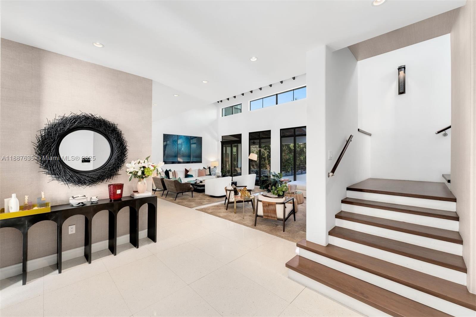 HOLIDAY COLONY - Residential