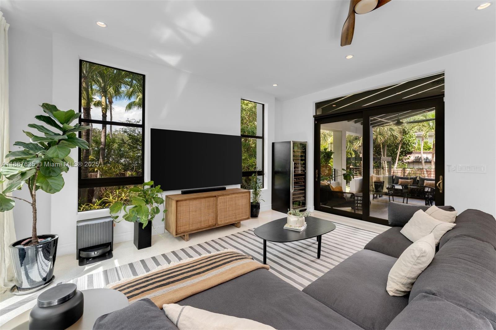 HOLIDAY COLONY - Residential