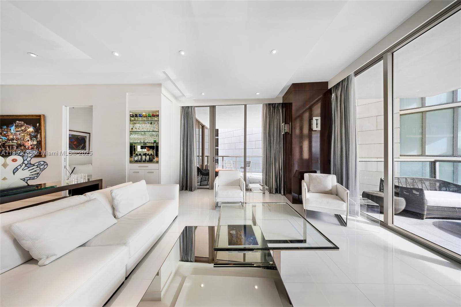 ST REGIS BAL HRBOUR - Residential Lease