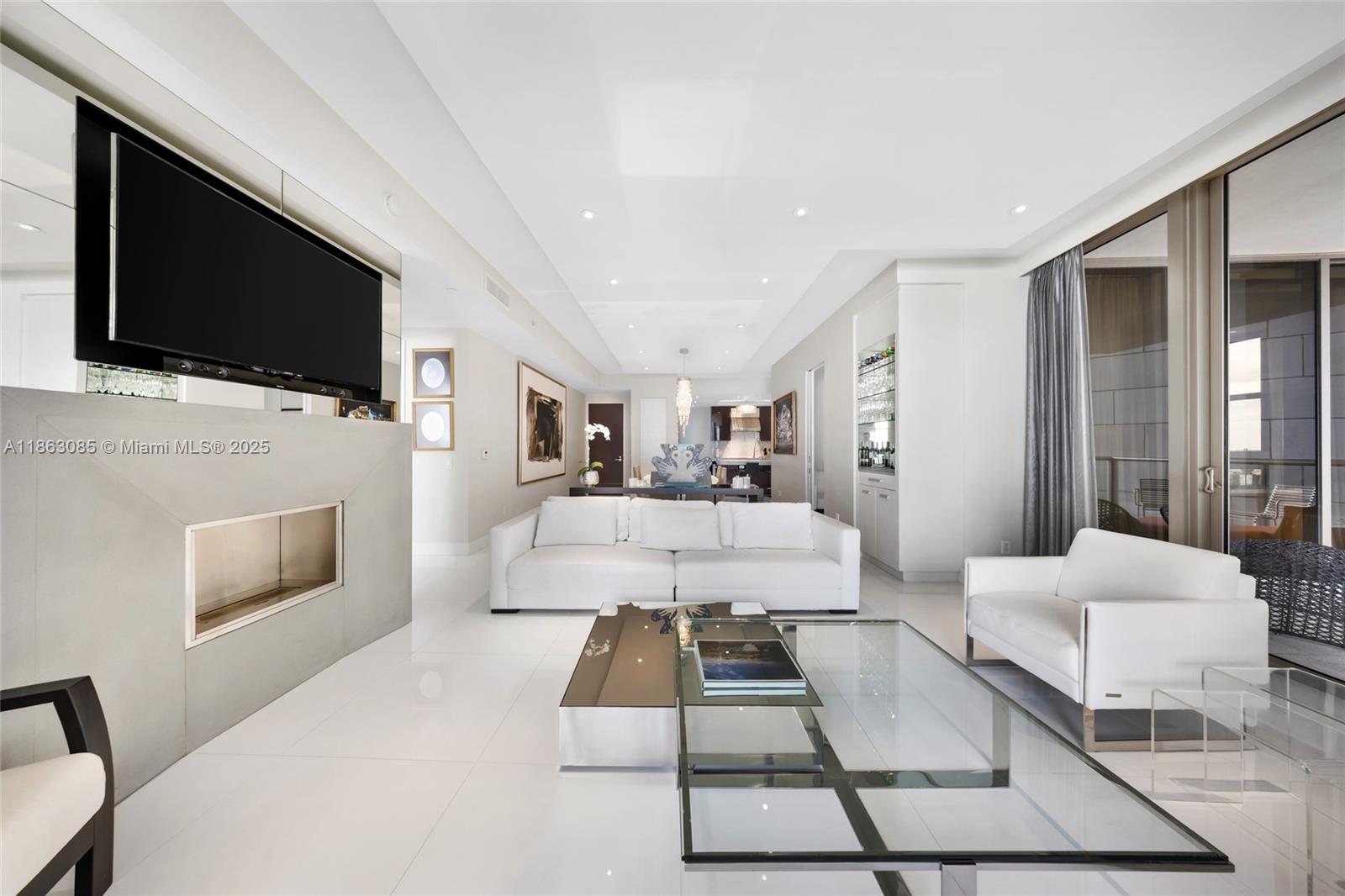 ST REGIS BAL HRBOUR - Residential Lease