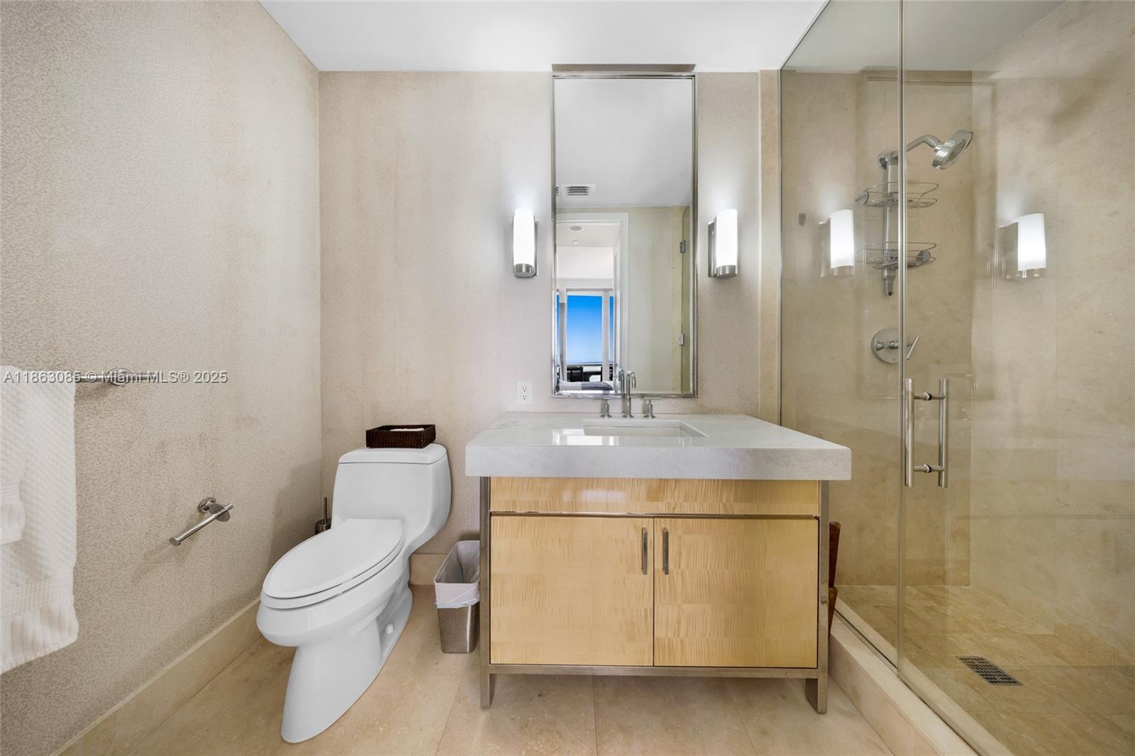 ST REGIS BAL HRBOUR - Residential Lease