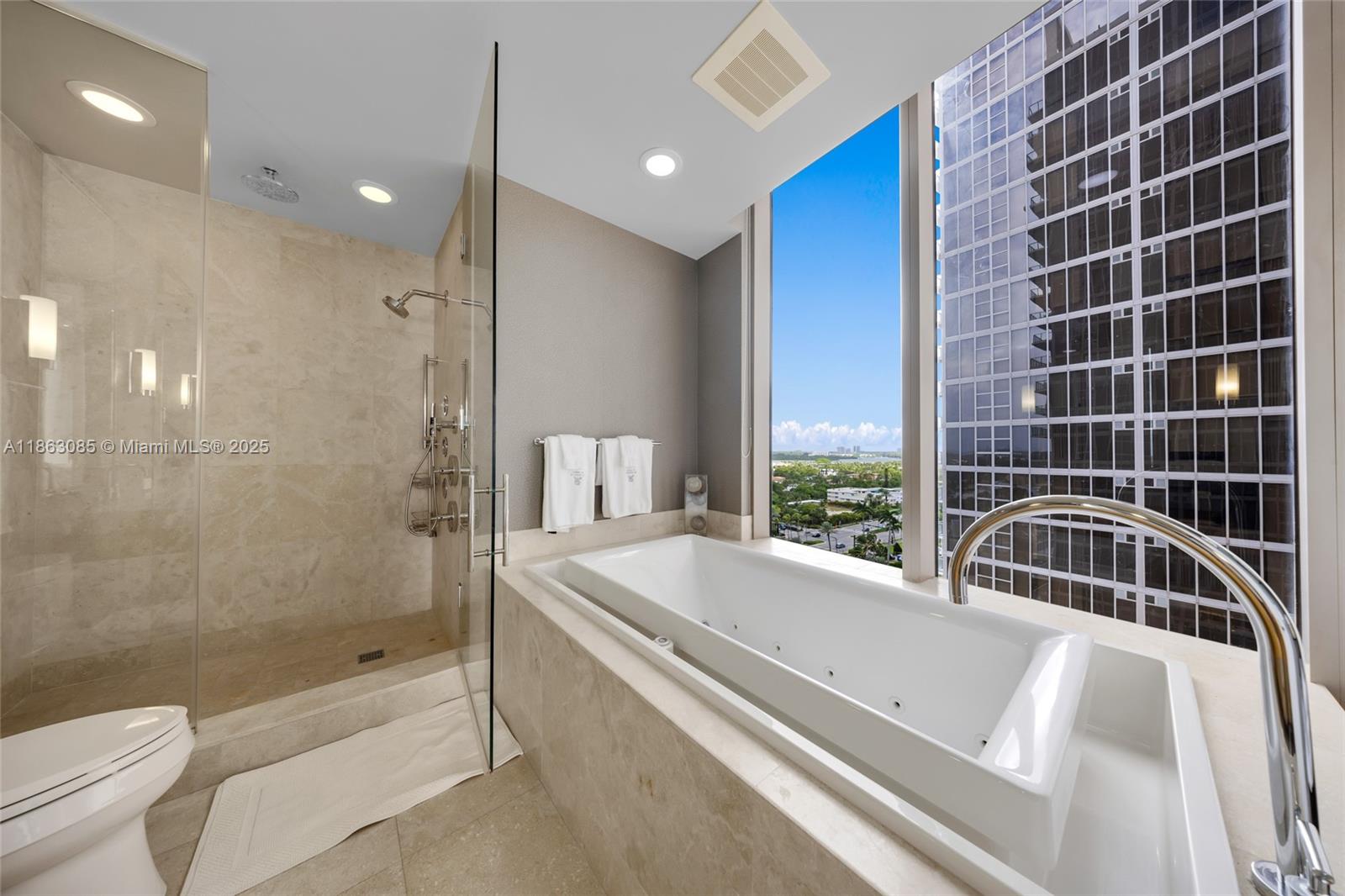 ST REGIS BAL HRBOUR - Residential Lease