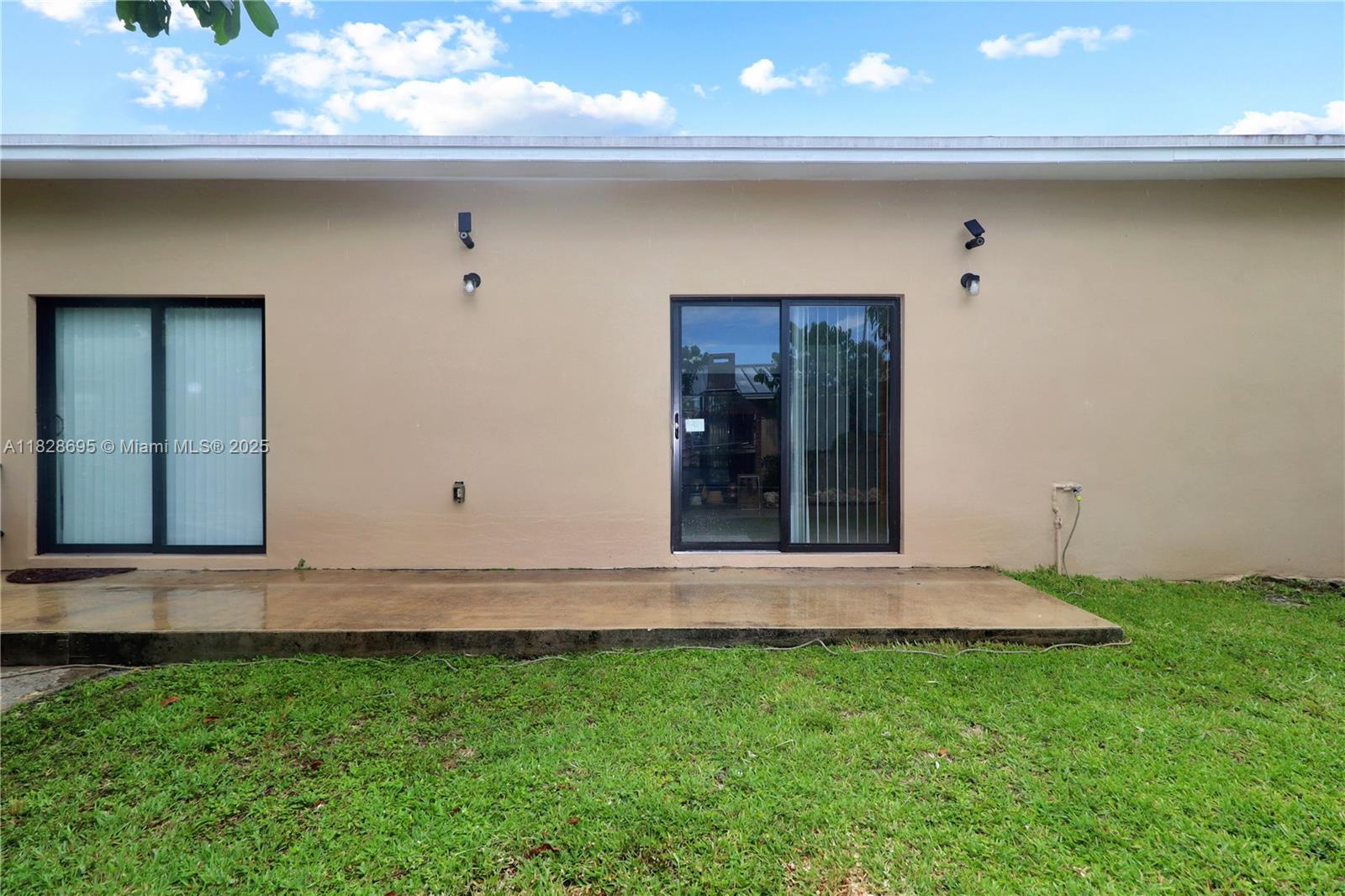 15730 SW 103rd Ave 1