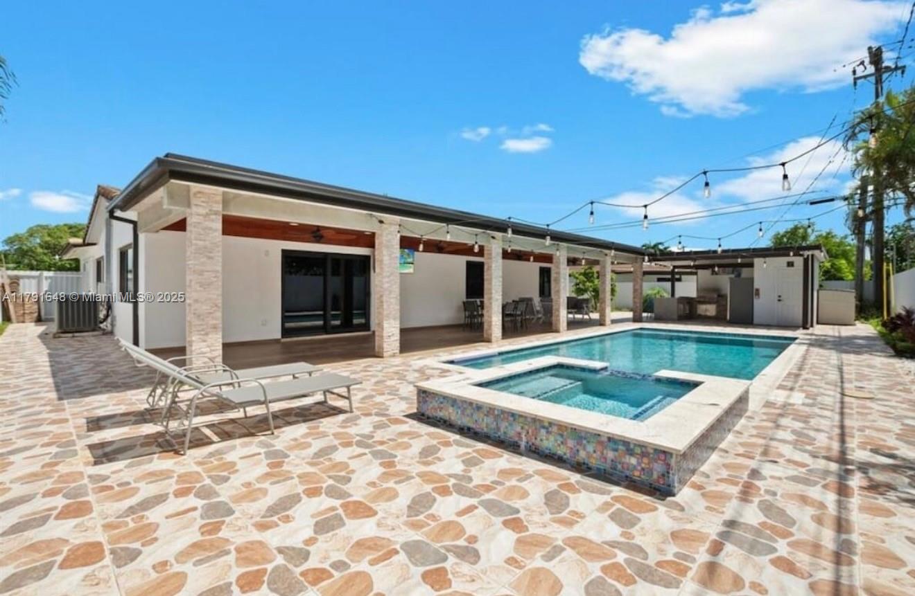 Rental Property at 16210 Sw 97th Ct, Miami, Broward County, Florida - Bedrooms: 4 
Bathrooms: 4  - $4,800 MO.