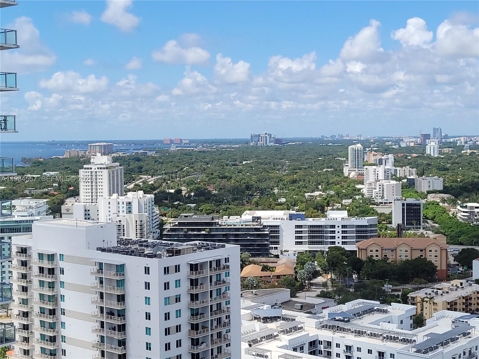 THE AXIS ON BRICKELL II C - Residential