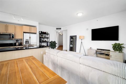 1111 SW 1st Ave 2525-N Miami FL 33130