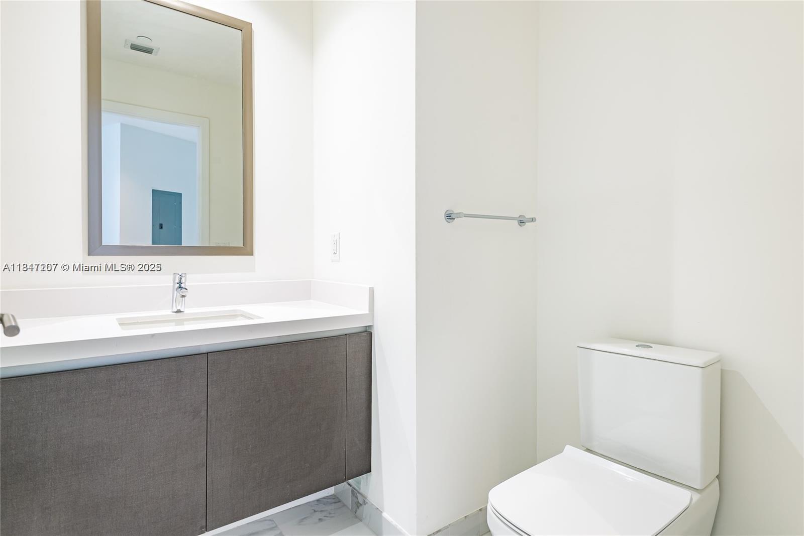 PARAMOUNT MIAMI WORLDCENT - Residential