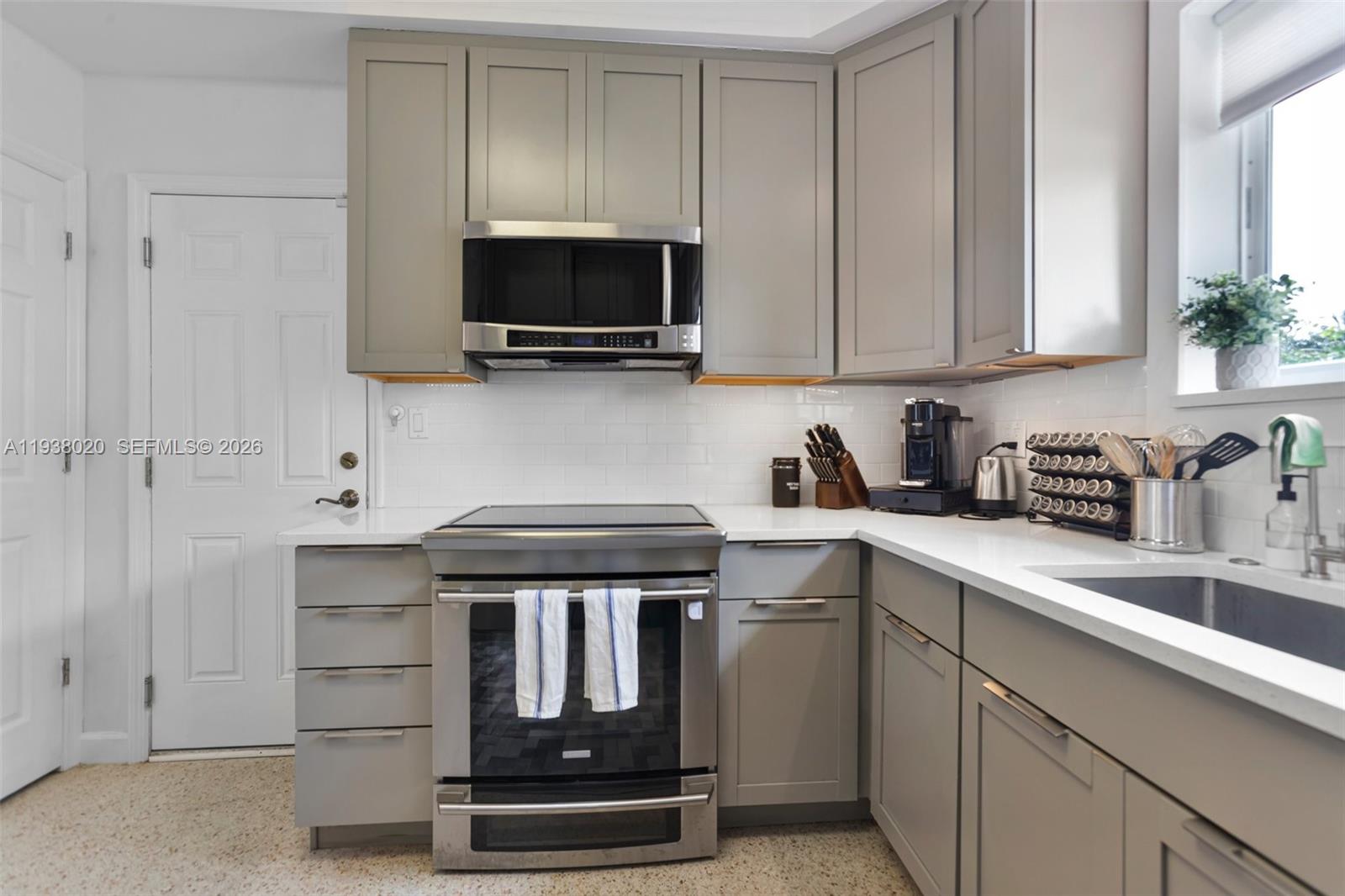 MILLERS EL PORTAL EST - Residential