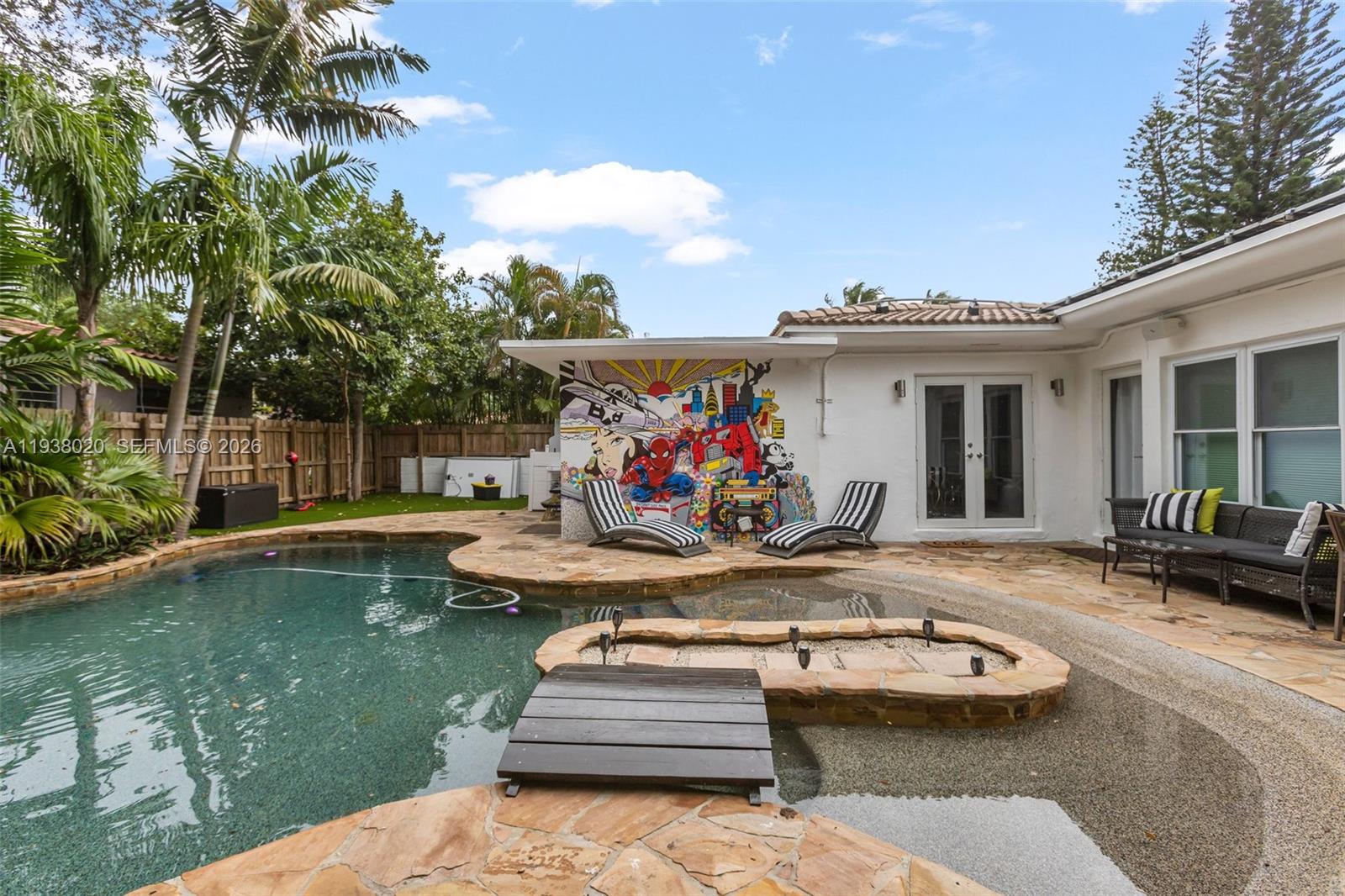 MILLERS EL PORTAL EST - Residential