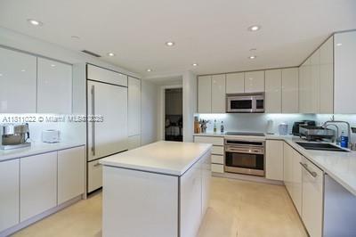 BAHIA MAR CONDO OF KEY BI - Residential Lease