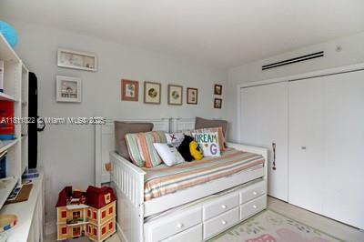 650 Ocean Dr 6B