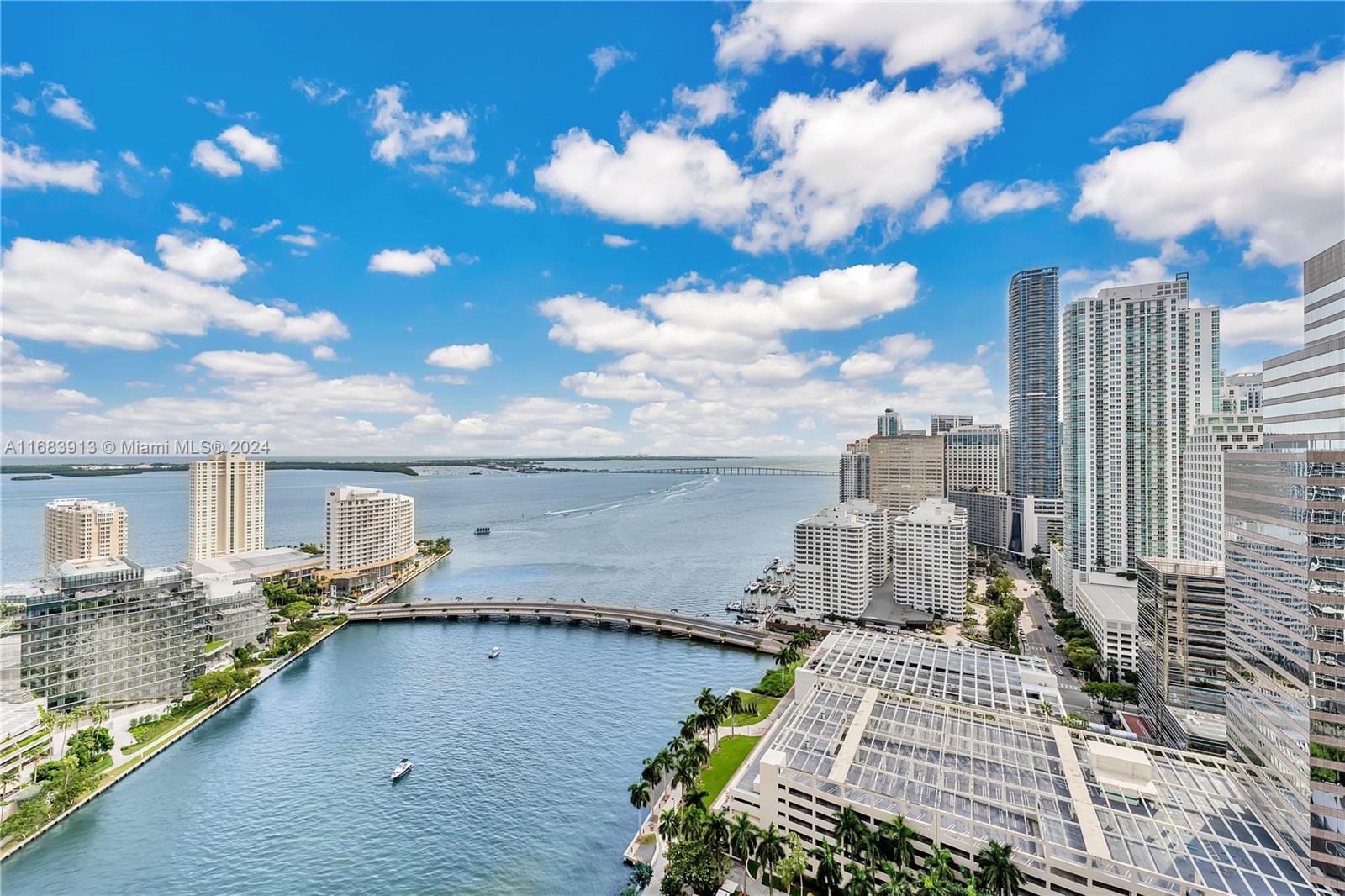 Property for Sale at 495 Brickell Ave 3105, Miami, Broward County, Florida - Bedrooms: 2 
Bathrooms: 2  - $975,000