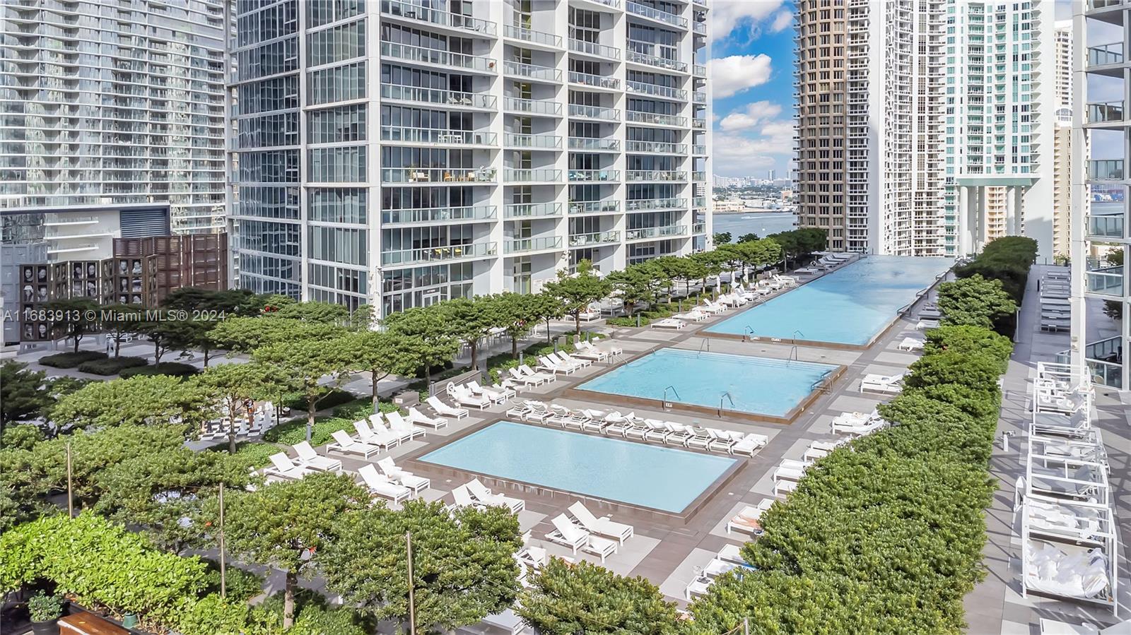 ICON BRICKELL NO TWO - Residential