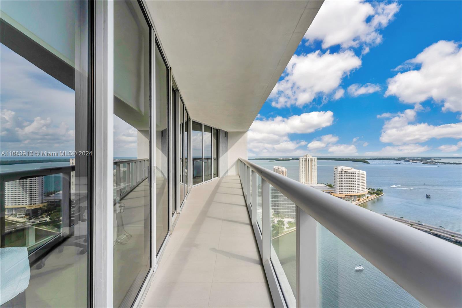 ICON BRICKELL NO TWO - Residential