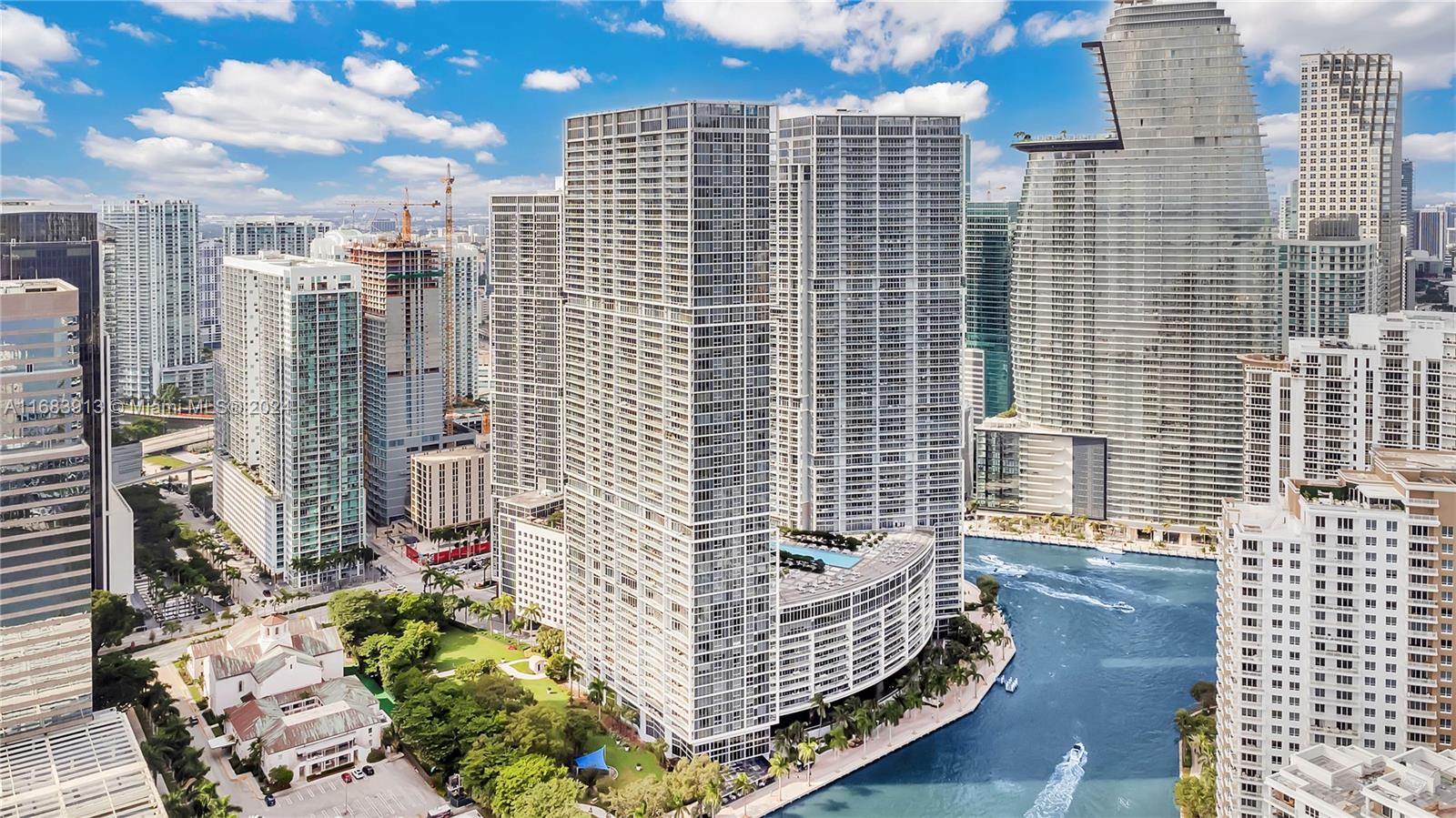 ICON BRICKELL NO TWO - Residential