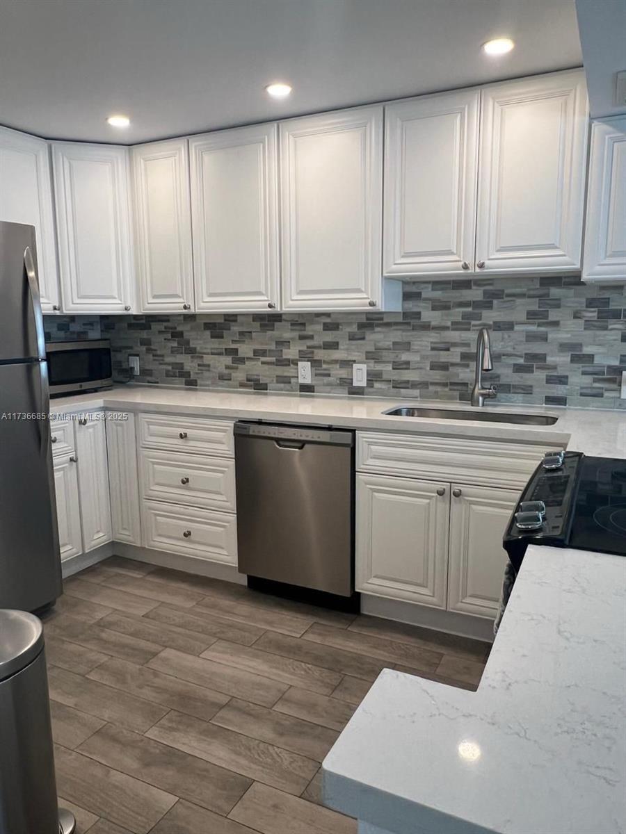 3625 N Country Club Dr 1103