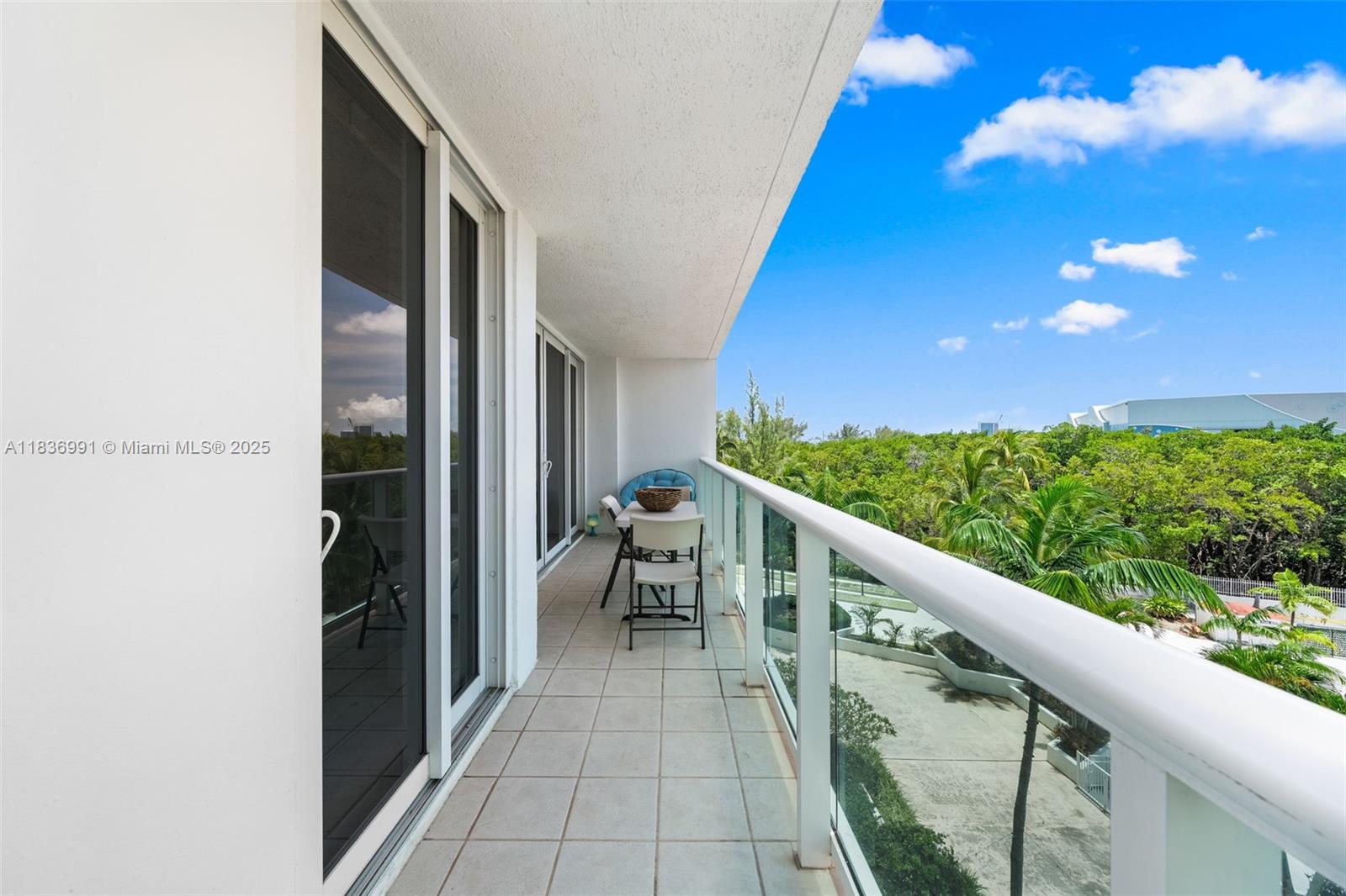 100 Bayview Dr 420
