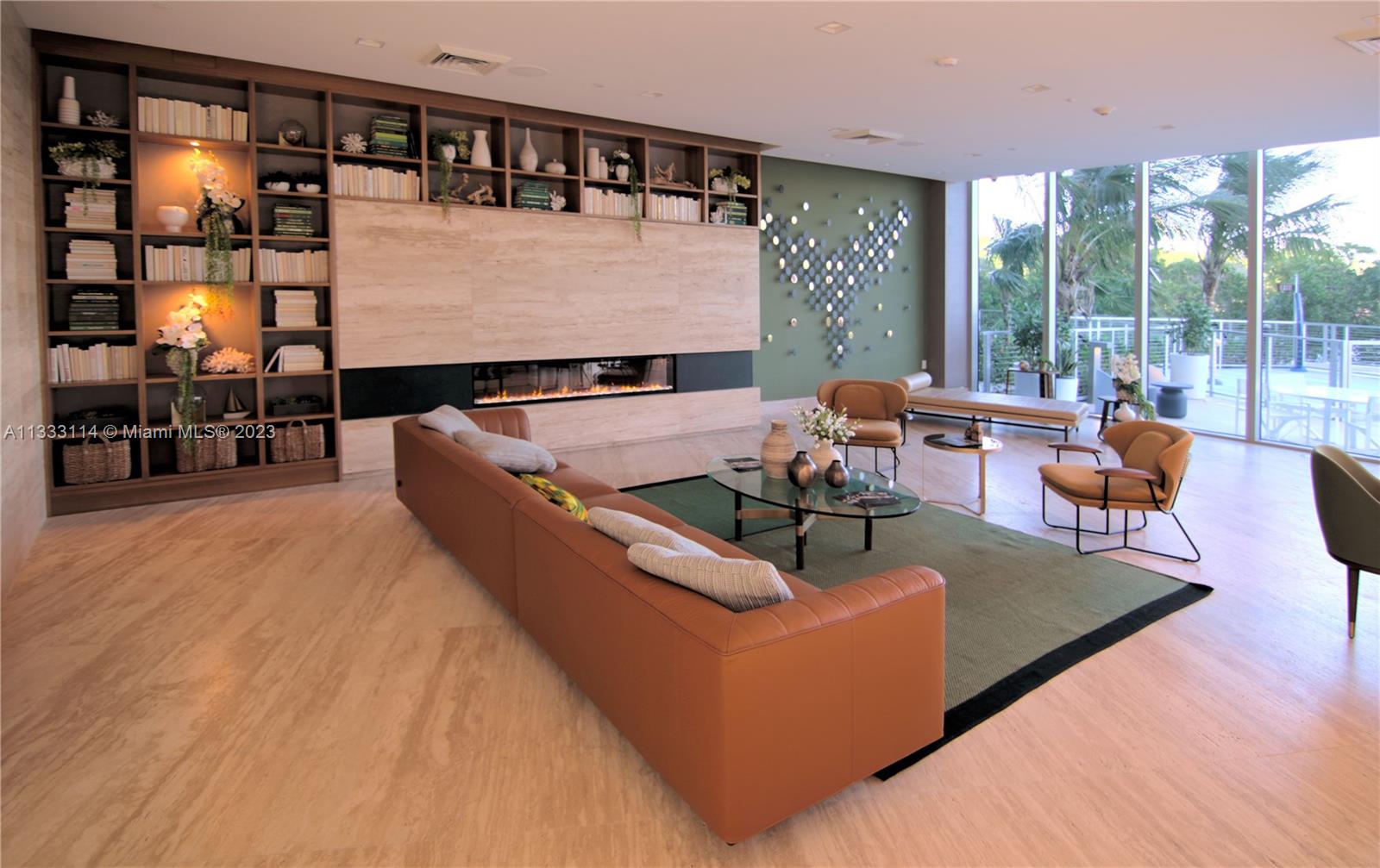 THE HARBOUR SOUTH CONDO UN - Residential