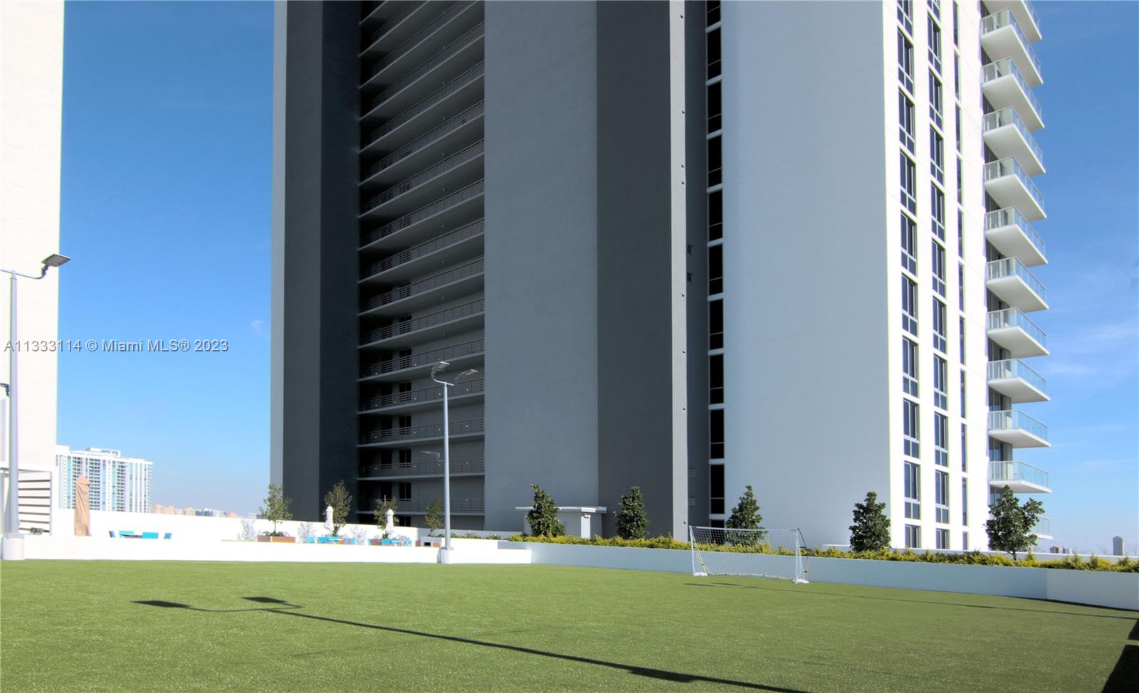 THE HARBOUR SOUTH CONDO UN - Residential