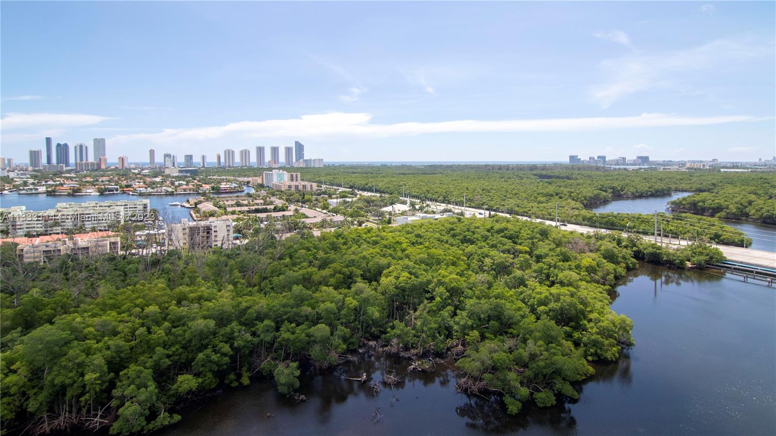 16385 Biscayne Blvd 2016