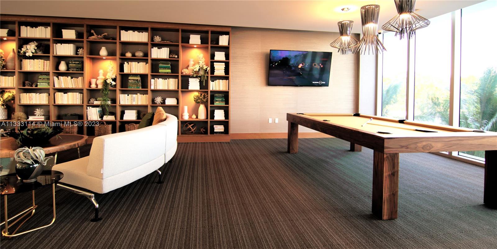 THE HARBOUR SOUTH CONDO UN - Residential