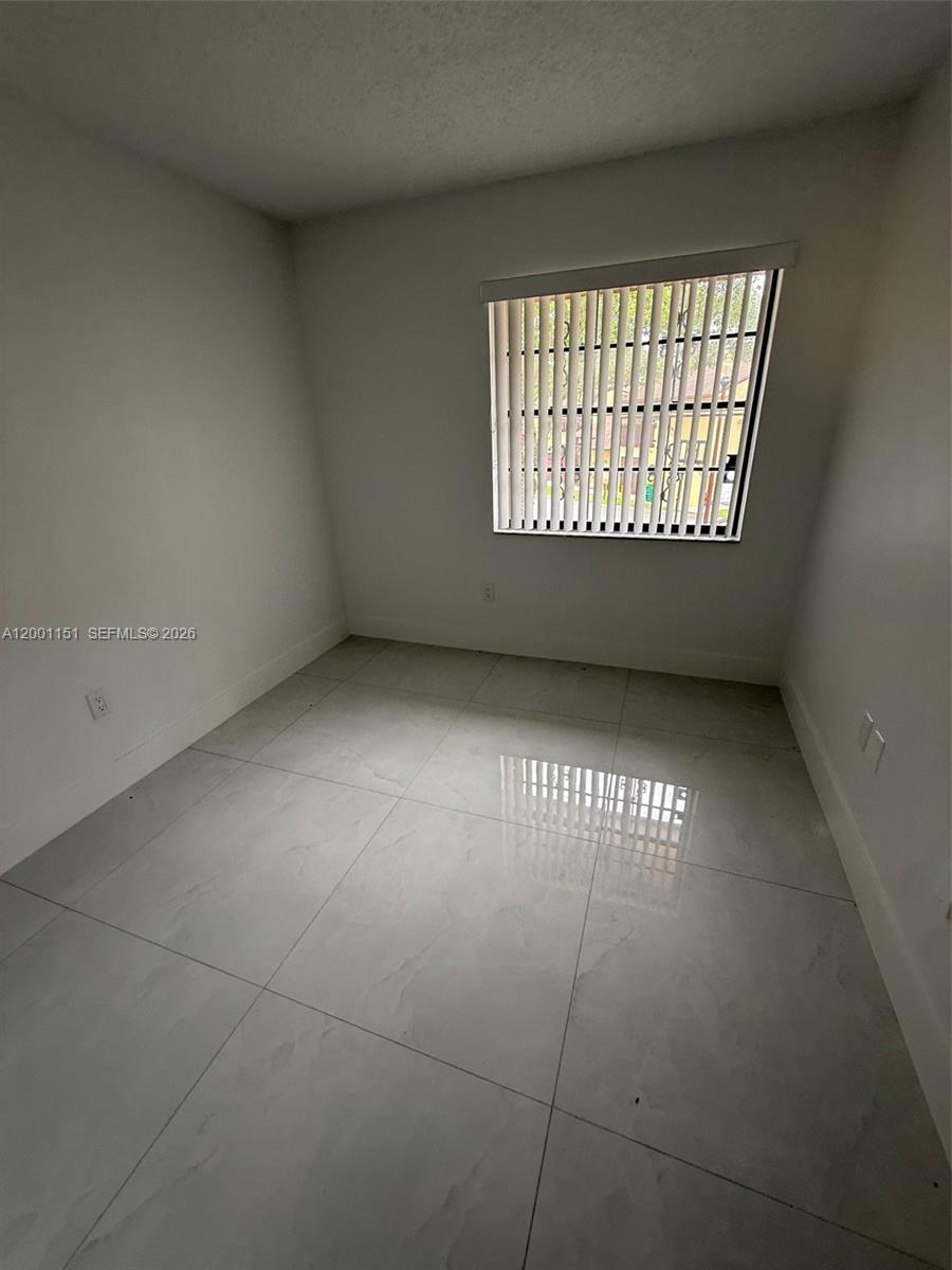 ODA HOMES CONDO - Residential Lease