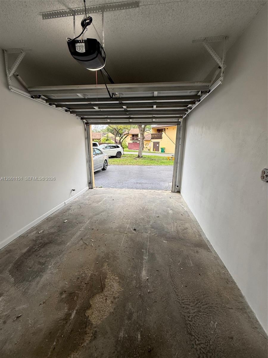 ODA HOMES CONDO - Residential Lease