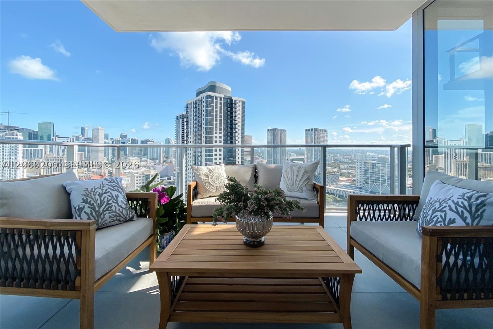 851 NE 1st Ave 2911, Miami FL 33132
