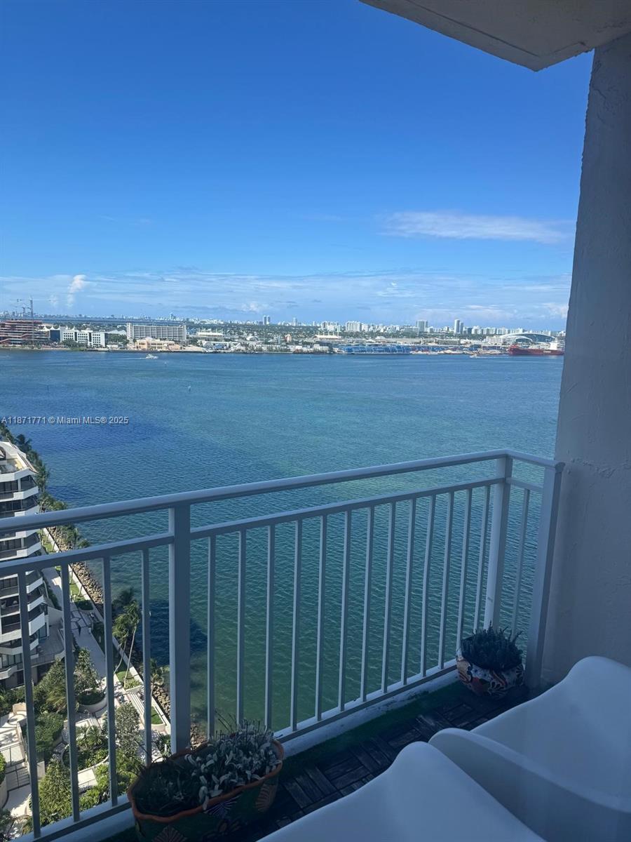 770 Claughton Island Dr PH-29