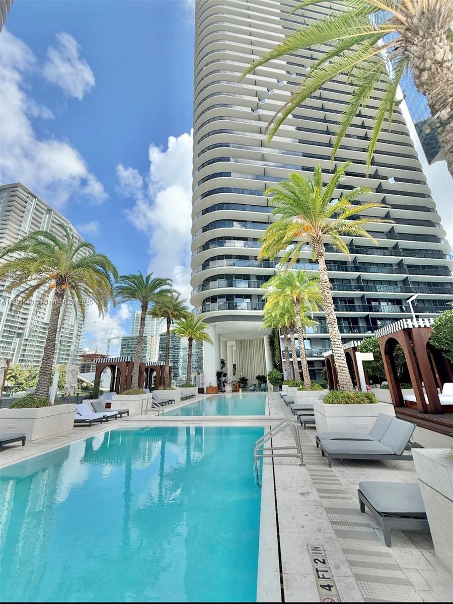 801 SMA RESIDENCES CONDO - Residential Lease