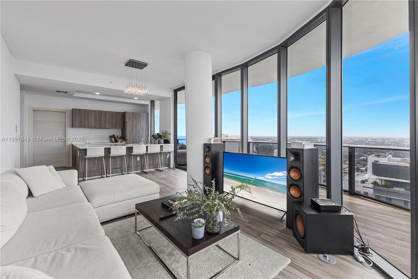 801 SMA RESIDENCES CONDO - Residential Lease