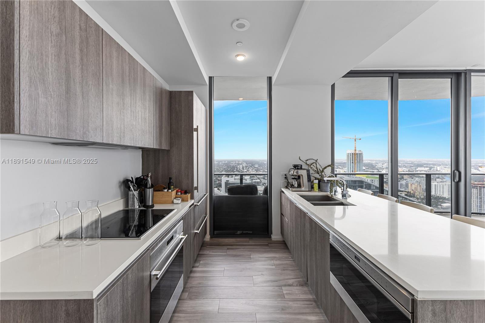 801 SMA RESIDENCES CONDO - Residential Lease
