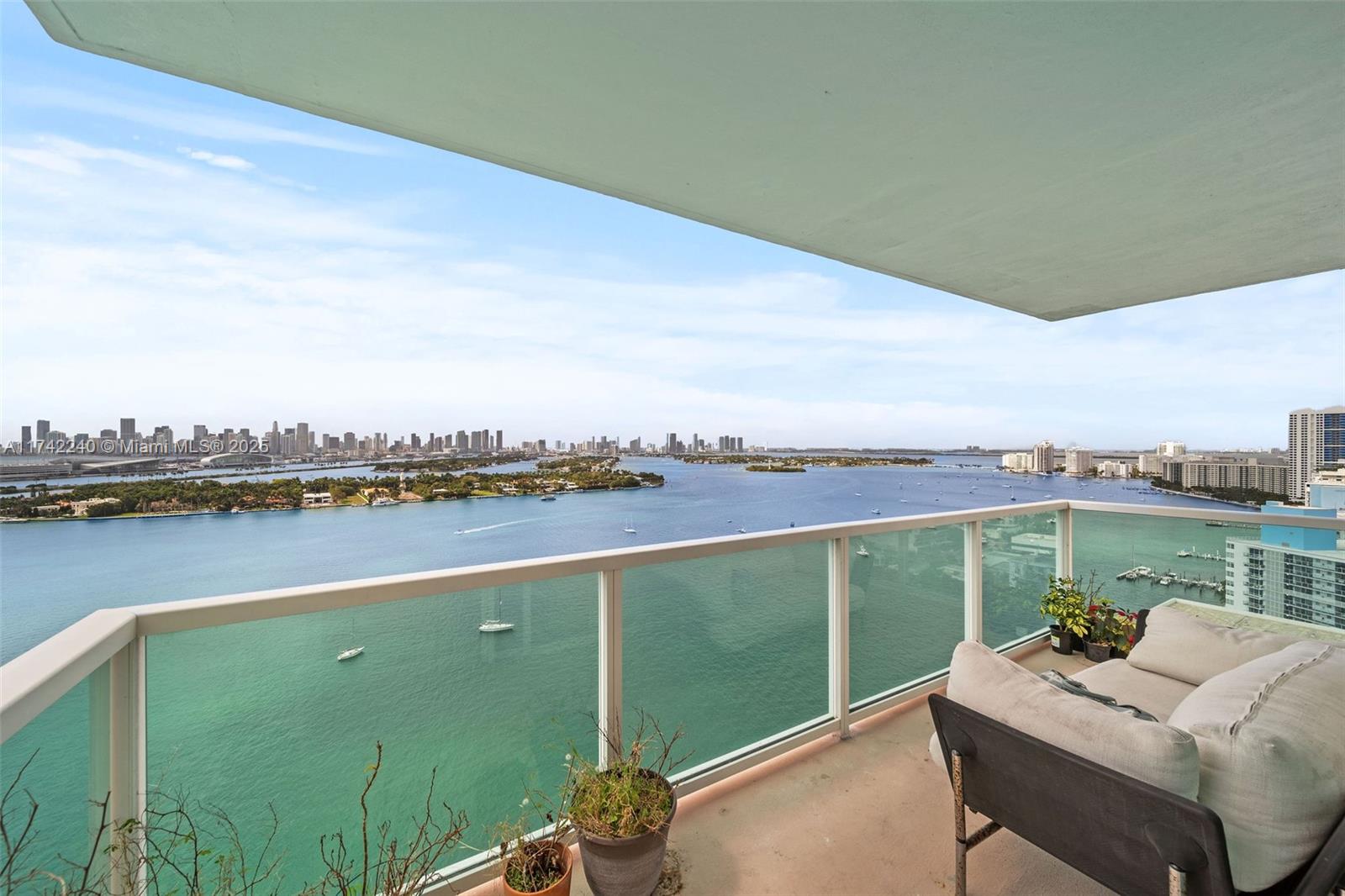 Rental Property at 650 West Ave 2511, Miami Beach, Miami-Dade County, Florida - Bedrooms: 2 
Bathrooms: 2  - $6,250 MO.