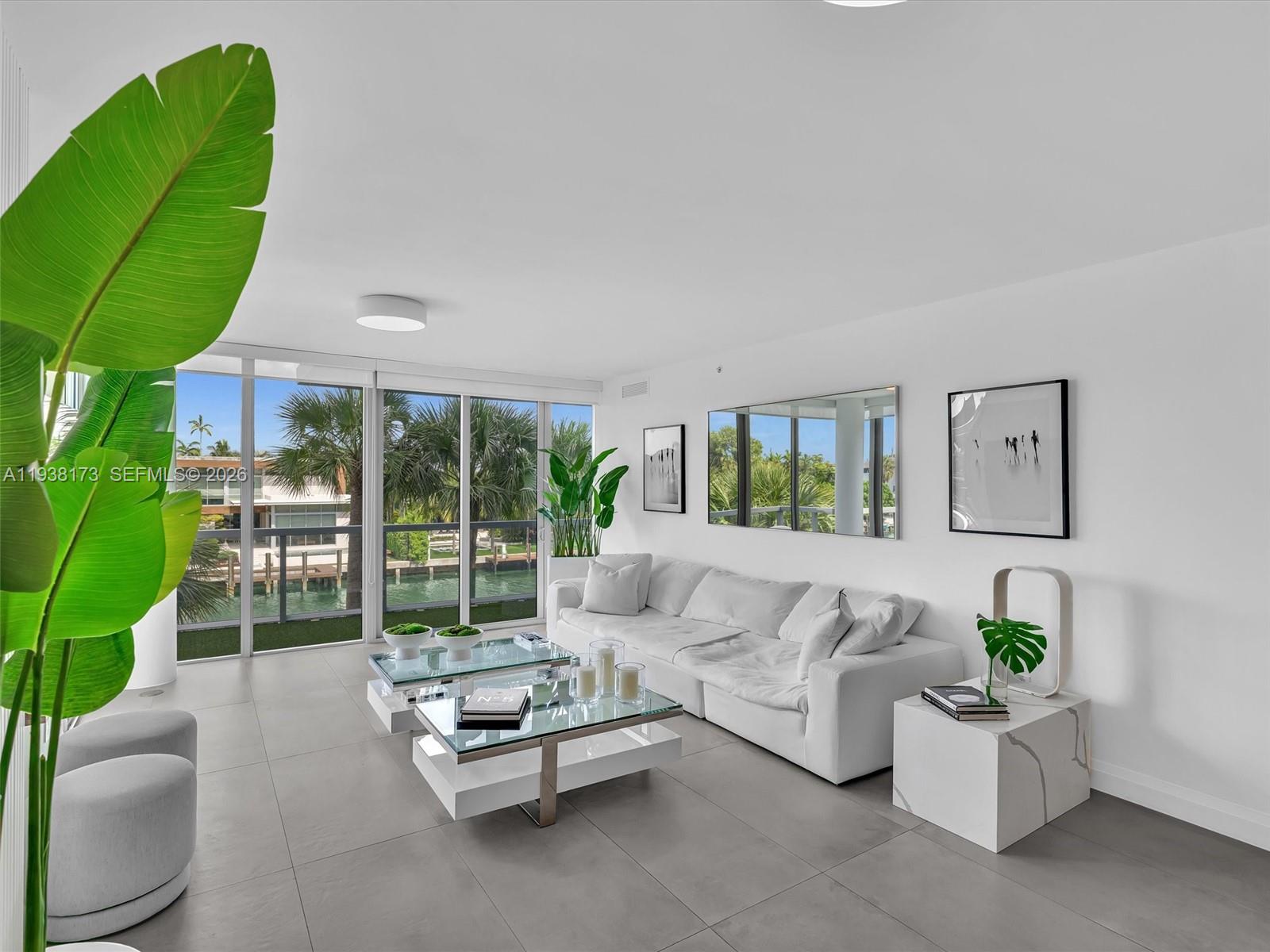 9940 W Bay Harbor Dr 3G-S