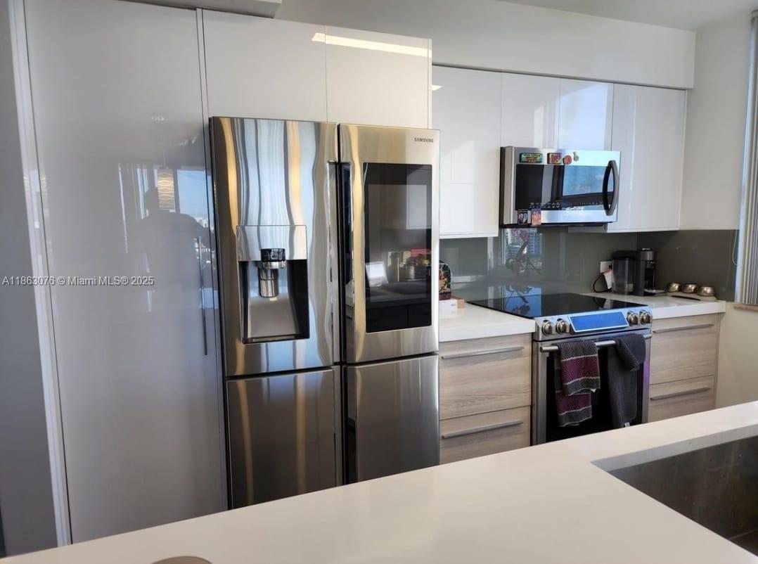 19501 W Country Club Dr 1508