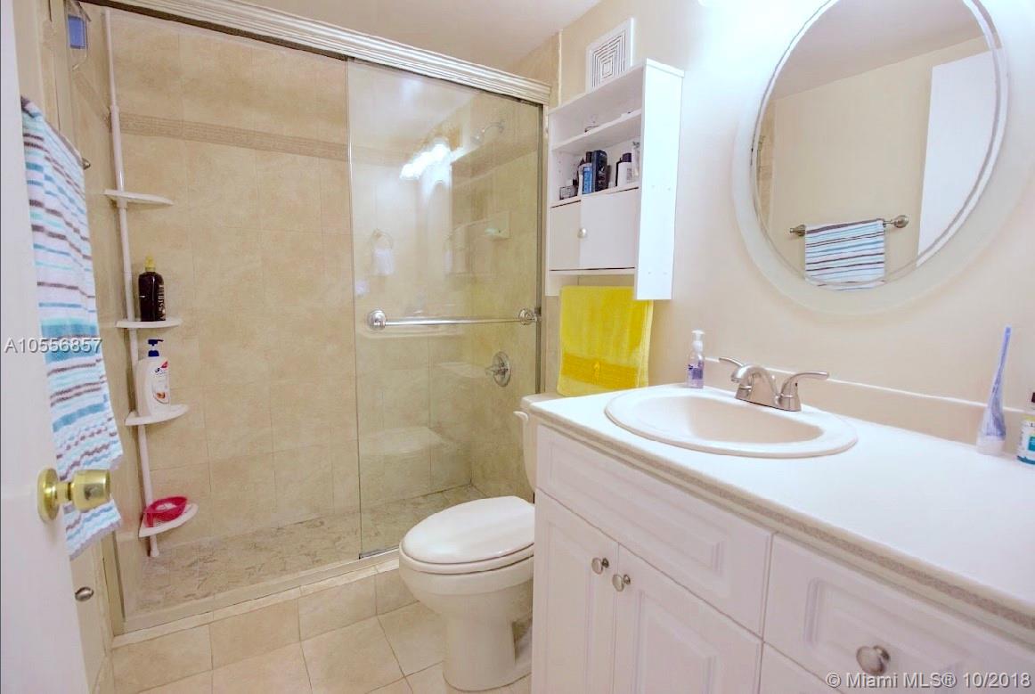 CORANES CONDO #2 - Residential