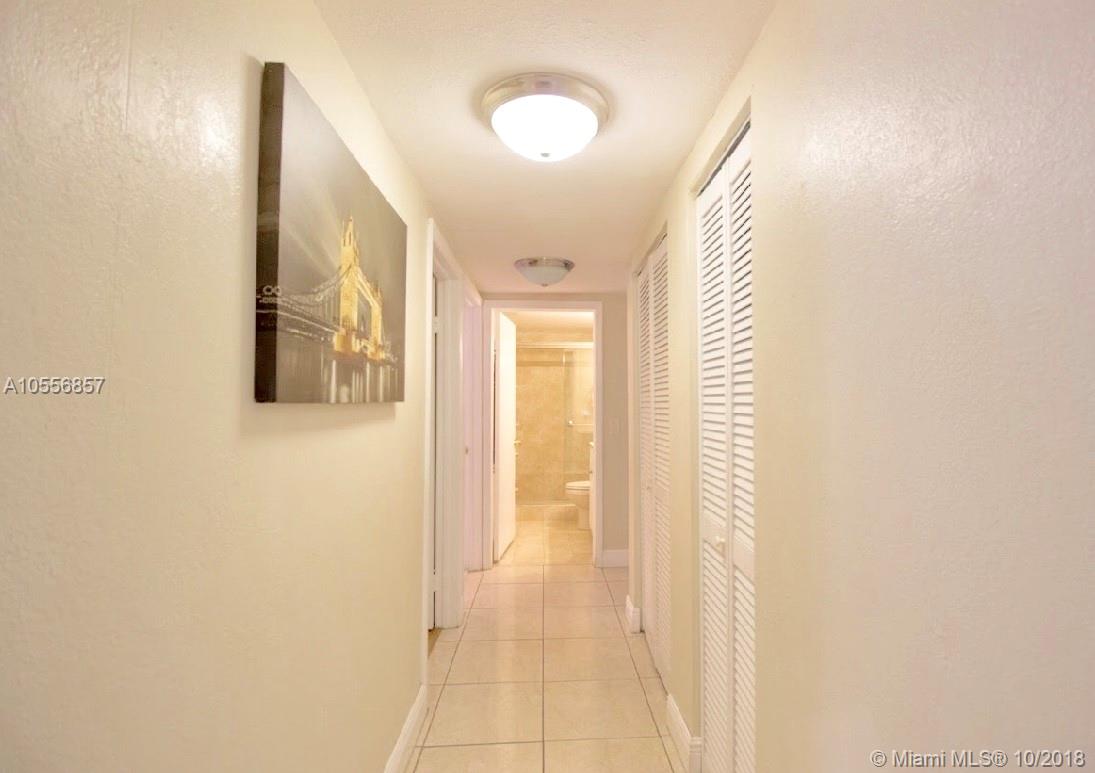 CORANES CONDO #2 - Residential