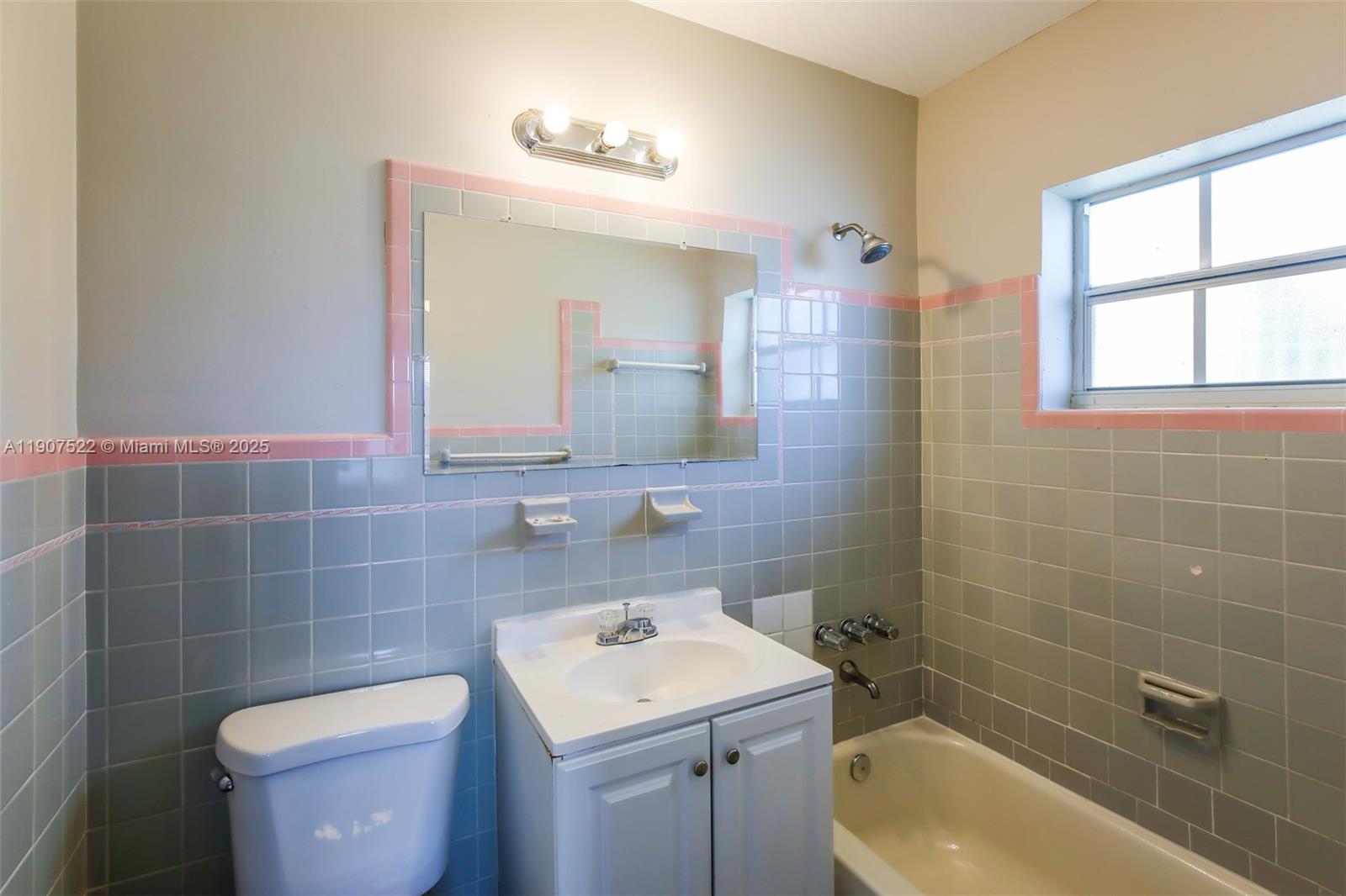 NORWOOD 3 ADDN SEC 1 - Residential Lease