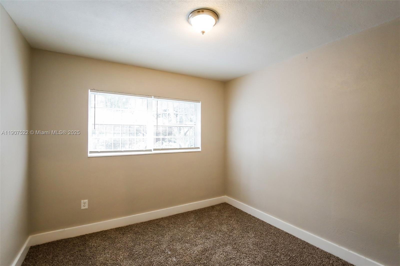 NORWOOD 3 ADDN SEC 1 - Residential Lease