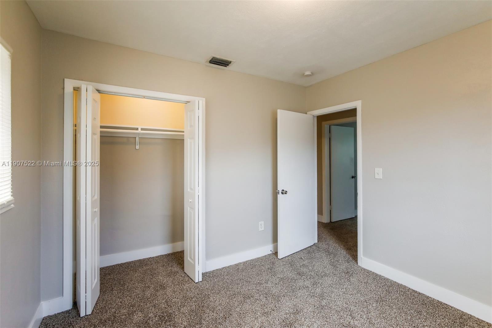 NORWOOD 3 ADDN SEC 1 - Residential Lease