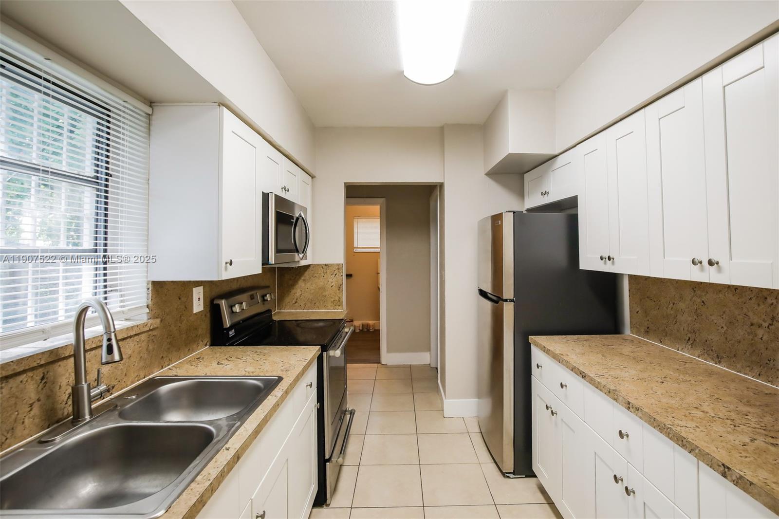 NORWOOD 3 ADDN SEC 1 - Residential Lease