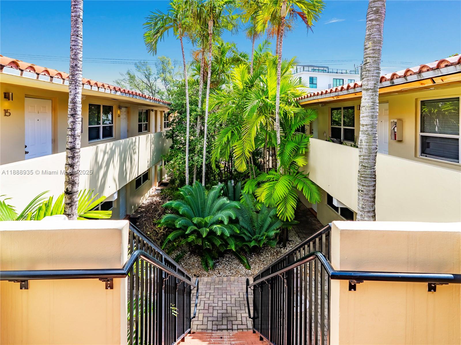 EVERGLADE LAND SALES CO - Residential Lease