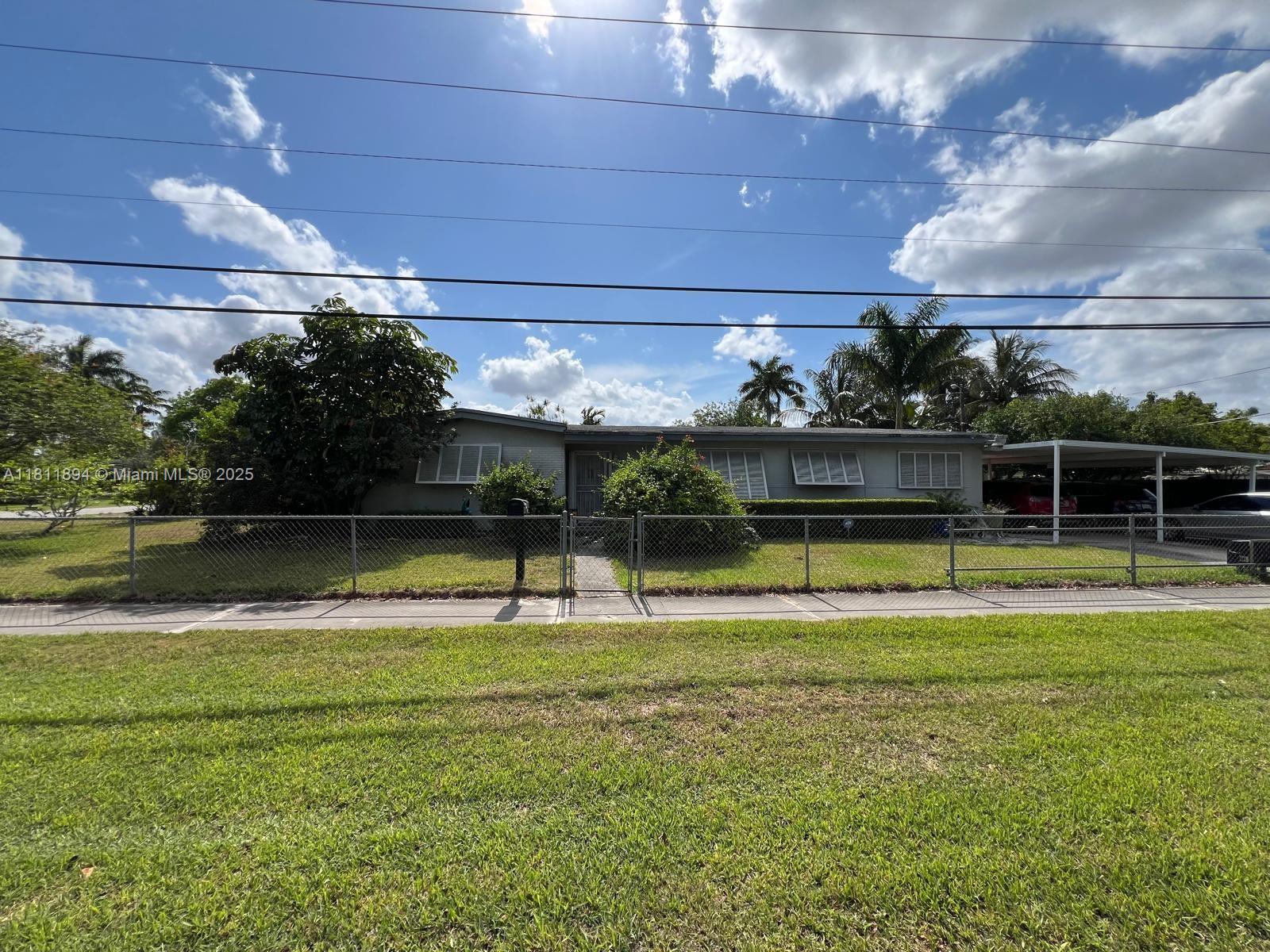 Rental Property at 900 Nw 14th Ave, Homestead, Miami-Dade County, Florida - Bedrooms: 3 
Bathrooms: 2  - $2,990 MO.