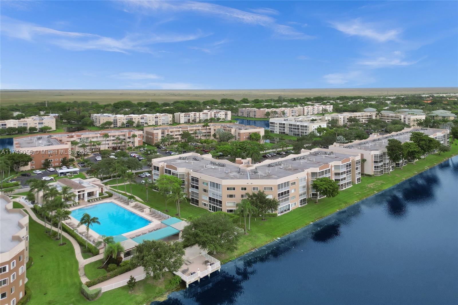 GRANVILLE KING'S POINT - Residential