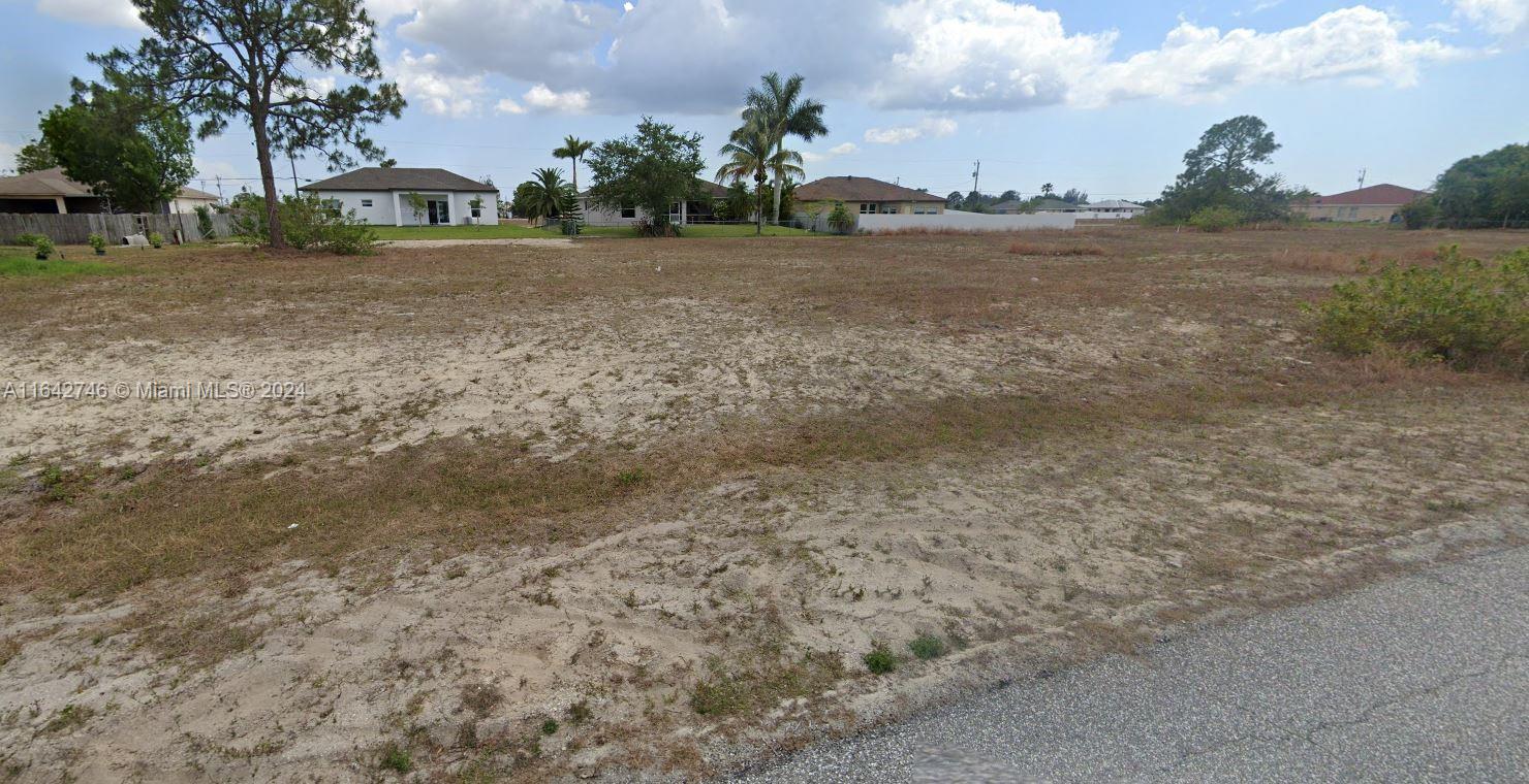 Vacant lot available! Great opportunity to build your dream home in the growing area of Cape Coral. Close to beaches, schools, shopping and more. Buyer willing to pay closing all closing cost!