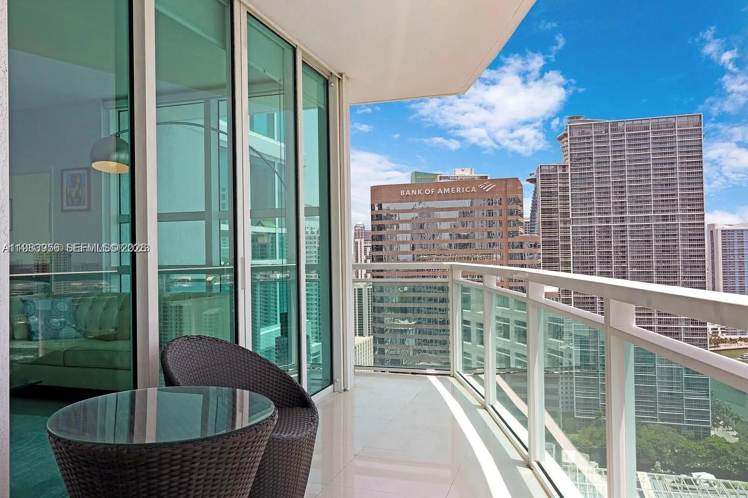 THE PLAZA 851 BRICKELL CO - Residential Lease