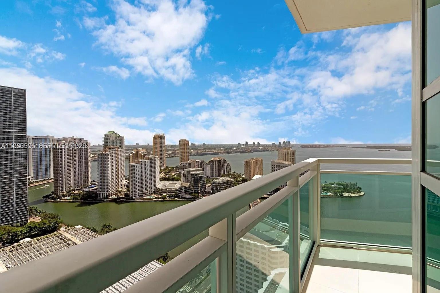 THE PLAZA 851 BRICKELL CO - Residential Lease